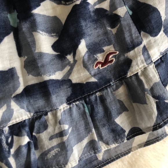 Blue Floral Adjustable Hollister Top - Picture 6 of 6